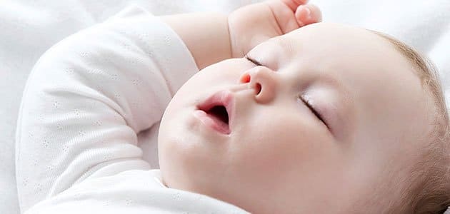 bebe-roncar