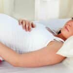 gravida-sono-dormir-barriga