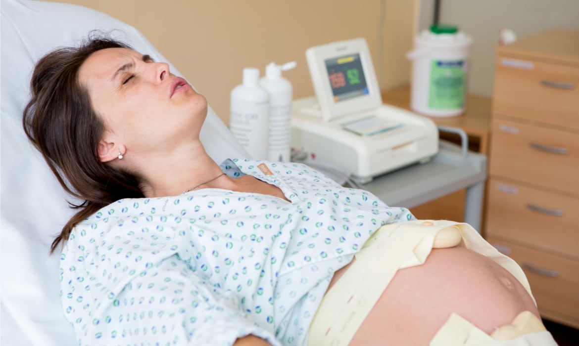 Diferenças entre Contrações de Treinamento e de Parto Contrações Treinamento Parto 1