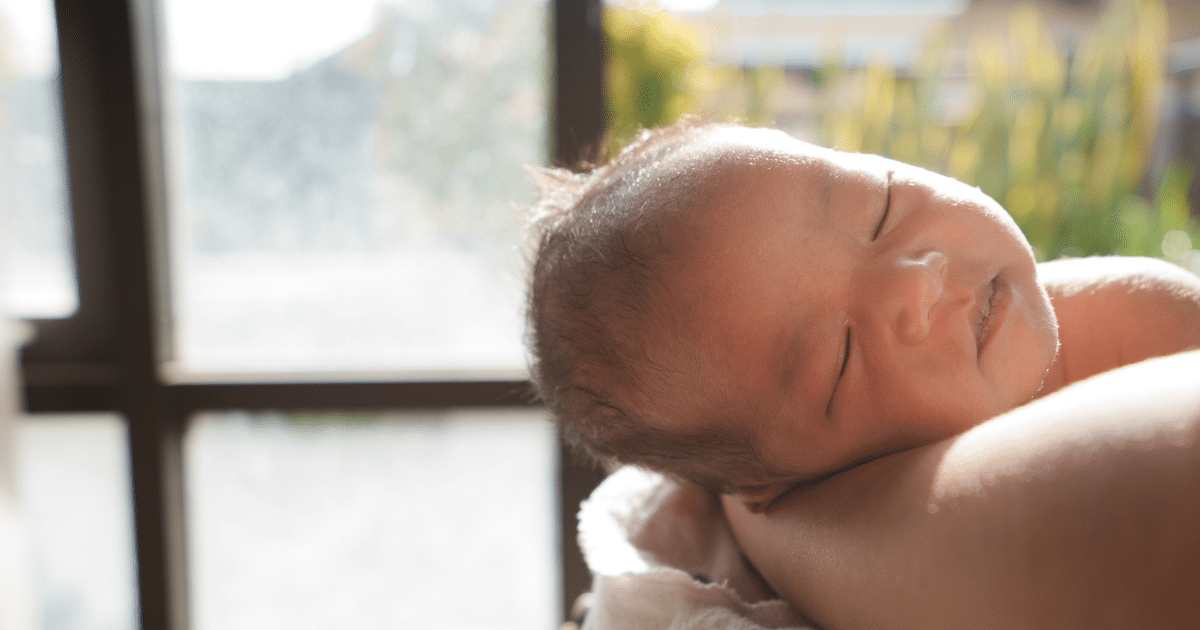 a importancia do banho de sol para bebes