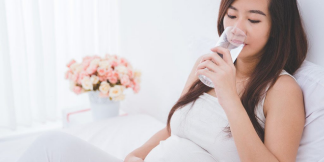 consumo insuficiente de agua na gravidez