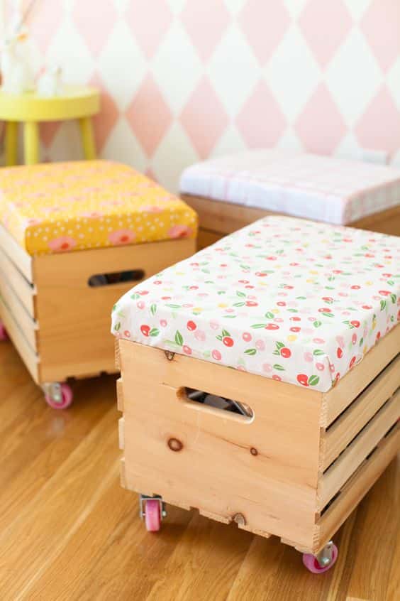 decoracao de quarto de bebe com caixotes de feira 9